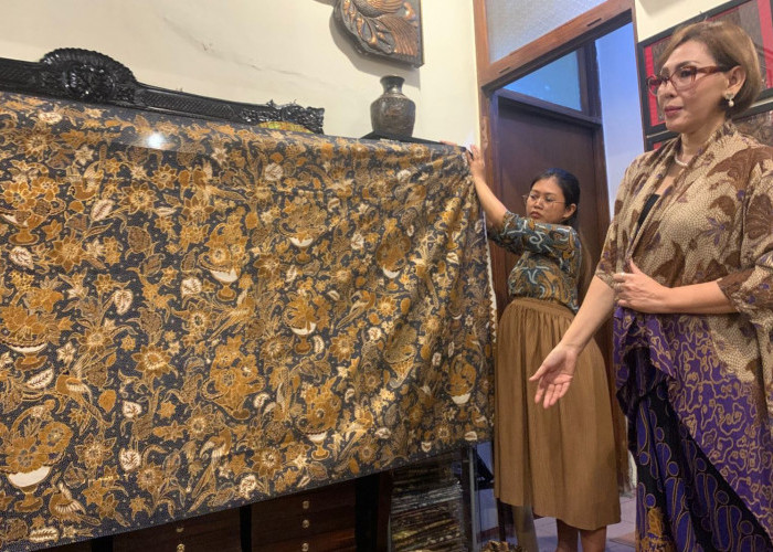Kolaborasi Budaya Melalui Batik Solo dan Kalimantan: Merajut Nusantara dalam Sebuah Kain