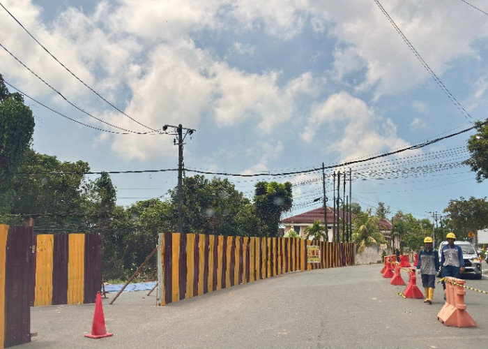 Jalan Ambles Simpang BJBJ Balikpapan Diperbaiki, Ini Jalan Alternatif yang Bisa Dilintasi Pengendara 
