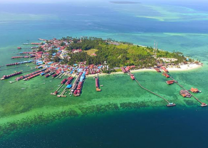 Pengunjung Ditarik Retribusi Bila Ingin Masuk Pantai di Pulau Derawan, Gamalis Angkat Bicara