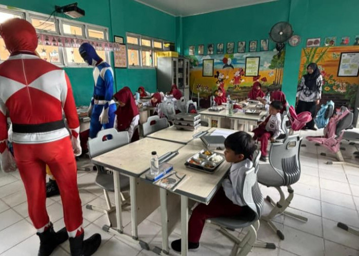 SPPG Polres PPU kembali Distribusikan MBG, 1.189 Porsi untuk Siswa SD hingga SMA