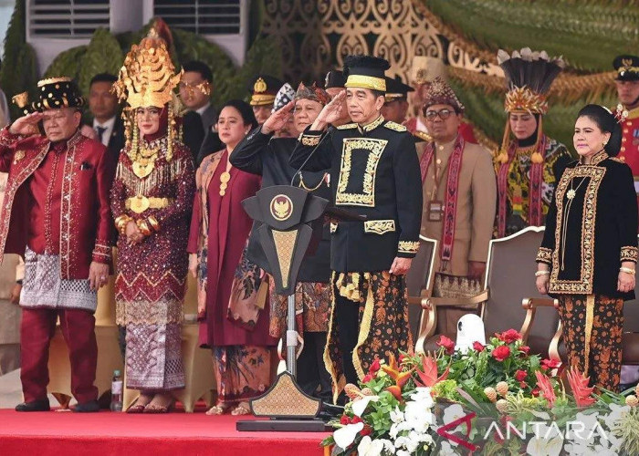 Baju Pangeran Kutai Jadi Pilihan Jokowi saat Upacara HUT RI ke-79 di IKN