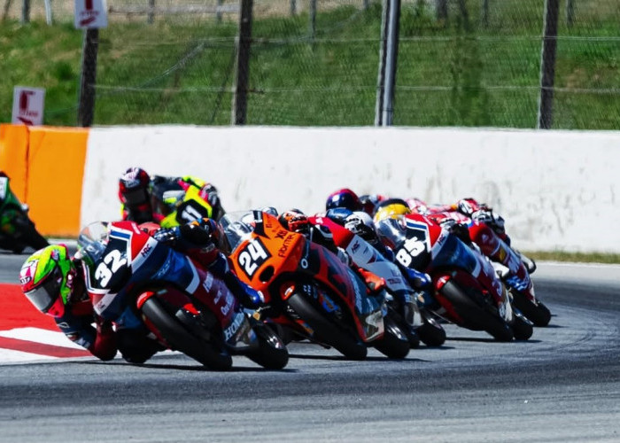 2 Rival Kena Penalti, Kiandra Ramadhipa Resmi Podium 3 Moto3 Junior 2026