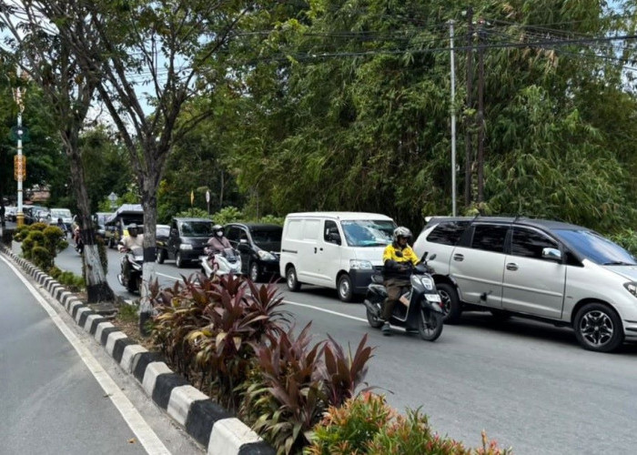 Antrean Pertalite Mengular di Balikpapan, Komisi II DPRD Sebut Tambah SPBU Perlu Kajian
