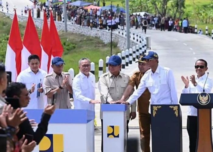 Jalan yang Memadai Turunkan Biaya Logistik, Prabowo: Tak Boleh Ada Daerah Tertinggal karena Akses Terbatas