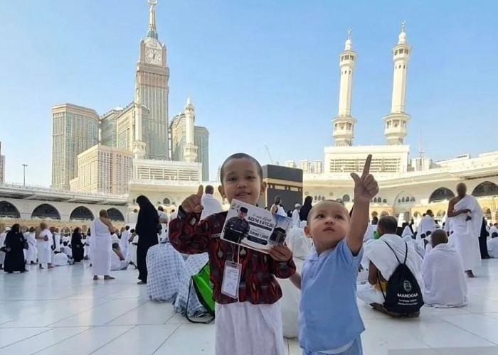 2 Bocah 'Presisi' Dapat Hadiah Umrah Gratis dari Kapolri
