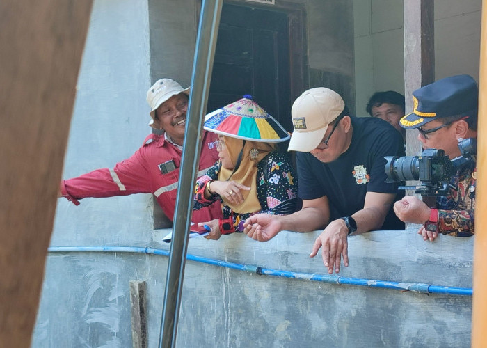Tinjau Langsung Perumahan Bengkuring, Walikota Andi Harun: Fokus Perluasan Saluran Air