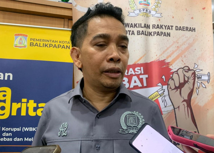 Ketua DPRD Balikpapan Tegaskan Larangan Titip Siswa di SPMB 2026