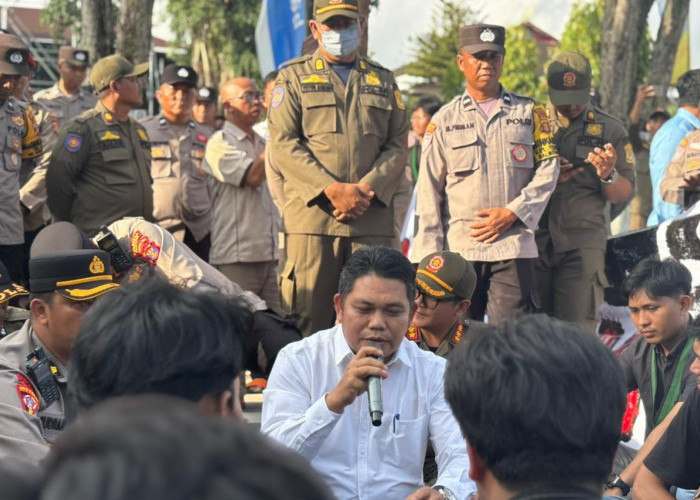 Asisten I Pemkot Balikpapan Temui Massa Aksi, Aspirasi Didengar tapi Keputusan Lewat Mekanisme Resmi