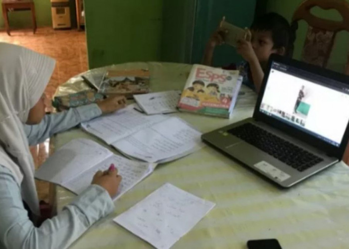 Pemerintah Batalkan Rencana Pembelajaran Daring, Kebijakan WFH Tunggu Aturan Teknis