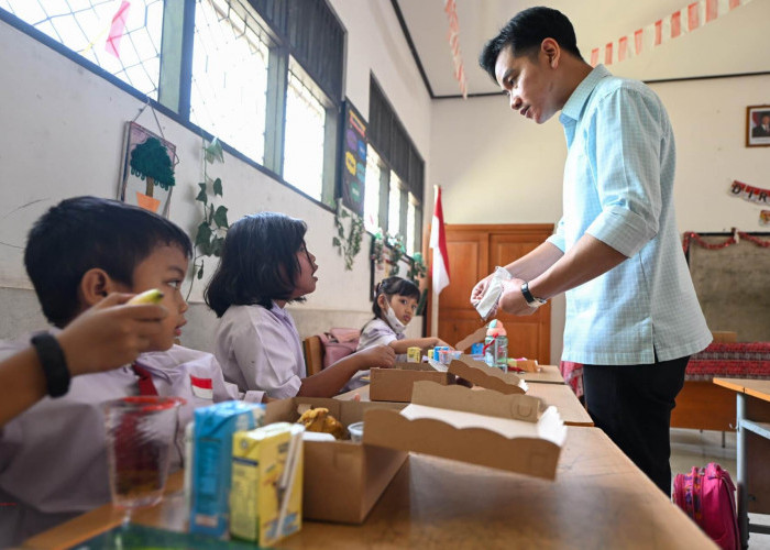 Program Makan Gratis Dianggarkan Rp10.000 per Porsi, Istana Sebut Sudah Dikaji Setahun