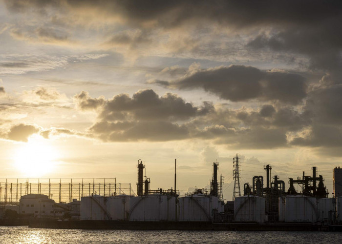 Kerusuhan Berlarut di Iran Katrol Harga Minyak Dunia