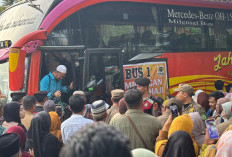 Kedatangan 170 Jamaah Haji Kutai Timur Disambut Haru Ratusan Keluarga, Buoati: Semoga Mabrur