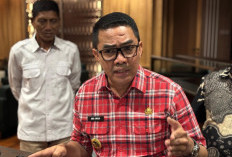 Beredar Video Massa Teriakan Nama Andi Harun saat Aksi di Kantor Gubernur, Ini Klarifikasi AH 
