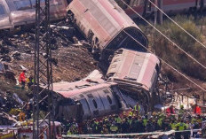 68 Tewas, Ratusan Luka Berat dalam Tabrakan 2 Kereta Cepat di Spanyol