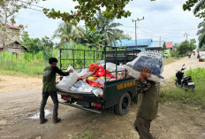 Desa Padang Jaya Edukasi Kebersihan Lingkungan, Kumpulkan 1,5 Ton Sampah untuk Dijual