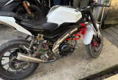 Pelaku Pencurian di Sebulu Kukar Matikan Listrik sebelum Gondol Motor, Terekam CCTV Bawa Parang