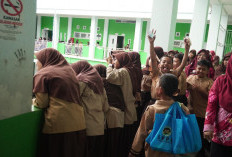 Lima Guru SDN 001 Bontang Selatan Pensiun Tahun Ini