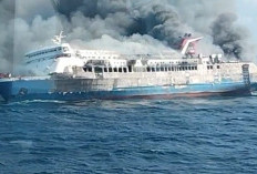 KM Mutiara Sentosa II Rute Surabaya-Makassar Terbakar: 5 Penumpang Meninggal, 225 Selamat