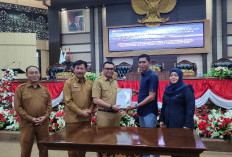 Bupati Kukar Sayangkan Fraksi PDIP Walk Out Saat Penyampaian KUA-PPAS 2027