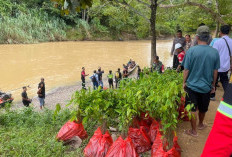 Menyeberangi Sungai Kandilo dengan Renang, Warga di Desa Busui Paser Hilang Terseret Arus