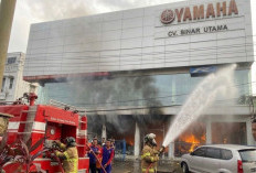 Dealer Yamaha Antasari Samarinda Terbakar, 3 Unit Motor Hangus dan Belasan Lainnya Terdampak