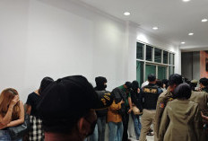 Bawa Miras dan Kondom, 2 Pelajar Terjaring Razia Sedang 'Ngamar' di Guest House Samarinda 