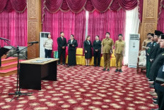 Lantik 34 Pejabat Struktural, Bupati Mahulu Tegaskan Pentingnya Peningkatan Kinerja
