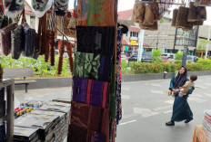 Sarung Samarinda Masuk 10 Besar Anugerah Kebudayaan PWI, Andi Harun Harap Pengakuan Nasional