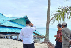 Abrasi di Pulau Derawan: 5 Bangunan Hilang, PUPR Berau Sebut Proyek Penahan Ombak Terhambat Izin