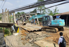 Oprit Jembatan Lembak Kutim Makin Ambles, BBPJN Pasang Plat Baja dan Siapkan Jalur Sementara