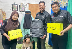 Brand Sepatu DBL, AZA Kirim Sepatu dan Tas untuk Keluarga Almarhum Mandala