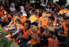 687.755 LKPD Dibagikan ke Siswa Pemkot Samarinda Gelontorkan Anggaran Sebesar Rp16,6 Miliar