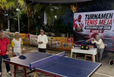 Warga 5 RT di Sepinggan Peringati Bulan Bung Karno Lewat Turnamen Tenis Meja 