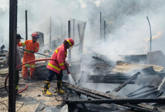 Satu Rumah dan Kontrakan 4 Pintu di Berau jadi Arang 