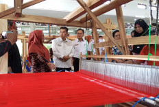 Disperindag Kutim Perkuat Industri Tenun, Motif Lokal Diproyeksi Tembus Pasar Global