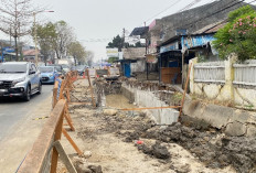 Pemkot Samarinda Hitung Kerugian Jalan Akibat Galian Liar, Pelaku Terancam Ganti Rugi
