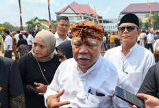 Hadiri Penutupan Erau 2026, Kepala Otorita Tertarik Menggelar Erau di IKN