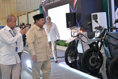 Prabowo Dorong Migrasi ke Motor Listrik, Upayakan Cicilan Murah DP Nol Persen