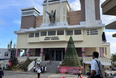 2.500 Jemaat Diperkirakan Hadir dalam Misa Malam Natal di Gereja Santa Teresia Balikpapan