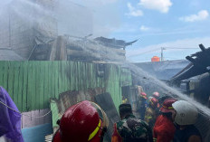 Kebakaran Kembali Melanda Permukiman Padat di Kota Balikpapan, 1 Rumah Ludes dan 2 Terdampak