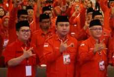 Frederick Edwin Jabat Ketua DPC PDI Perjuangan Kutai Barat