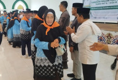 Lepas 148 Jamaah Haji PPU, Mudyat Noor Titip Doa untuk Kemajuan Daerah