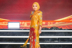 Istri Gubernur Kalteng Aisyah Thisia Halijam Jadi Sorotan, Ikut Ajang Fashion Show di Tengah Karhutla 