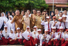 Ringankan Beban Orang Tua, Disdik Berau Siapkan Rp16 Miliar untuk Seragam Gratis 11.717 Siswa Baru