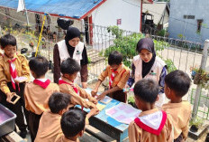 Pertamina Patra Niaga Regional Kalimantan Ajak Anak Samarinda Ubah Limbah Kertas Jadi Karya Kreatif