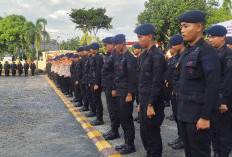 100 Personel Satbrimobda Kaltim Diberangkatkan ke Sumatera Bantu Pemulihan Pasca Bencana