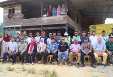 Warga Biatan Keluhkan Jalan Rusak, Wabup Gamalis Turun Langsung 