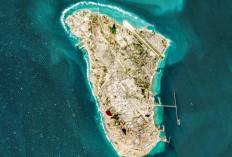 Trump Ancam Hancurkan Fasilitas Minyak Iran Usai Serang Pulau Kharg