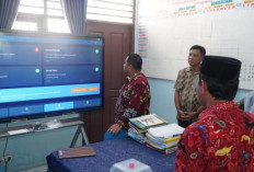 Akselerasi Digitalisasi Pendidikan, Bupati PPU Pastikan Pemanfaatan IFP di Sekolah Berjalan