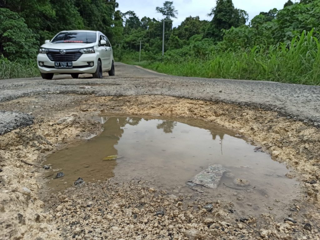 Lubang Menganga hanya Ditambal